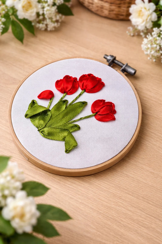 Red Tulip – 4” Hoop