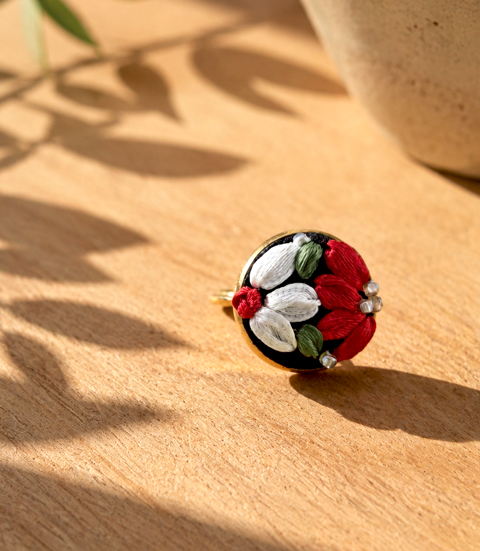 Scarlet Garden - Ring