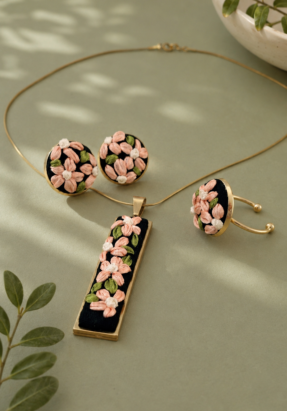 Peach Petals - Gold Jewelry Set