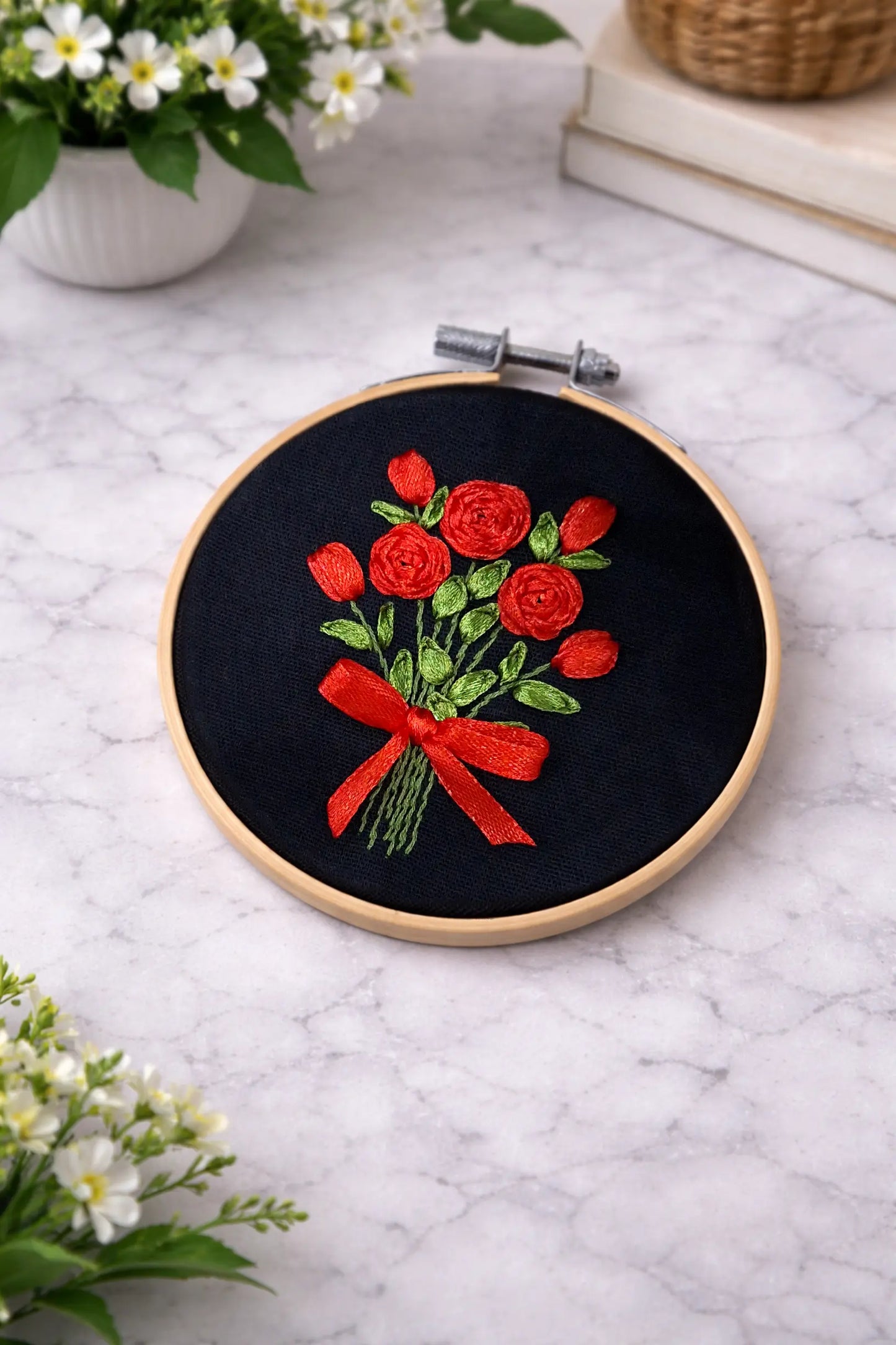 Red Rose Bouquet – 4” Hoop