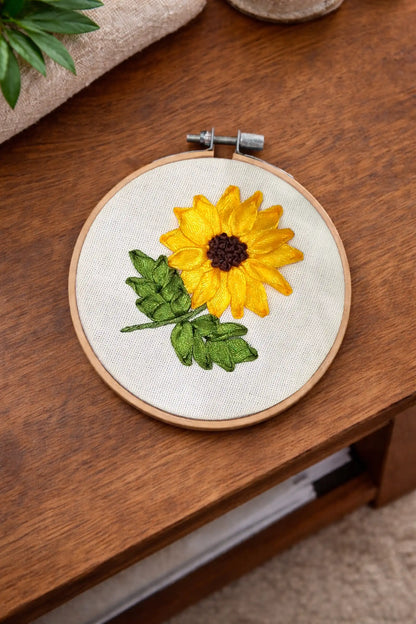 Mini Sunflower– 4” Hoop