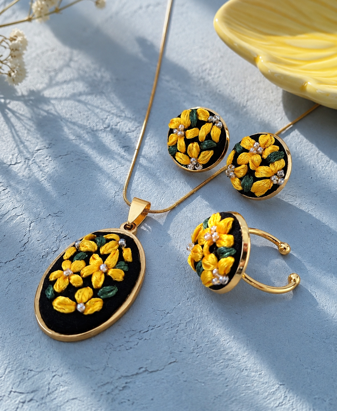 Sunshine Bloom - Gold Jewelry Set