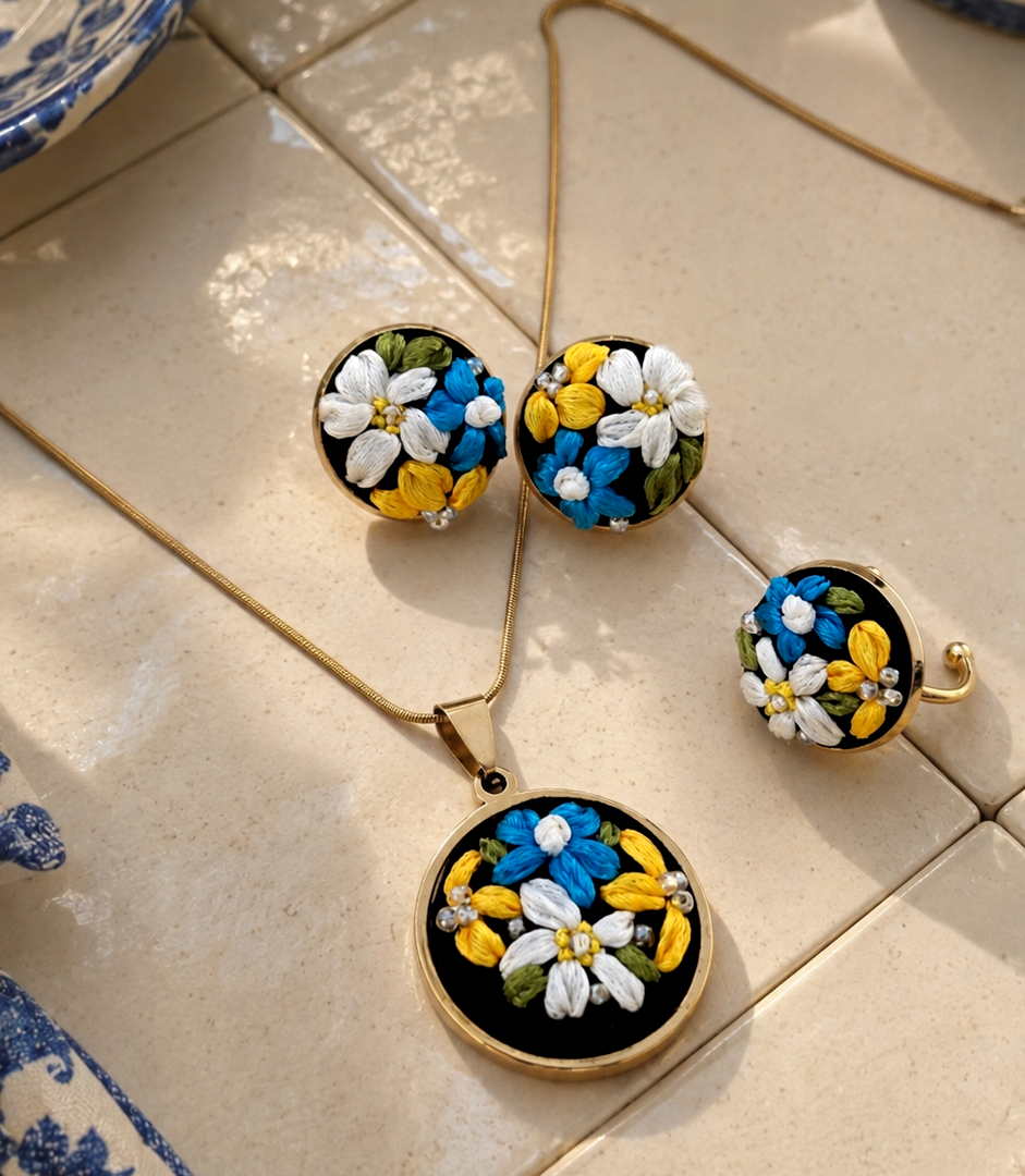 Blue Meadow - Gold Jewelry Set