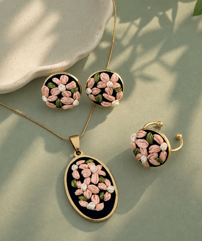 Peach Petals - Gold Jewelry Set