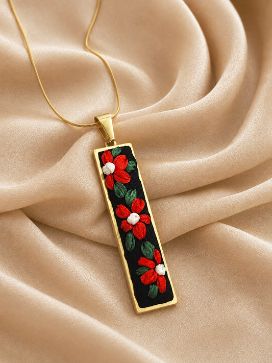 Scarlet Bloom - Gold Pendant