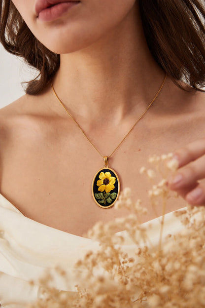 Sunflower - Gold Pendant